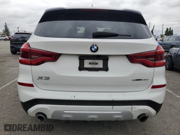 2019 BMW X3 sDrive30i z VIN 5UXTR7C52KLE96957, wystawiony jako Copart lot #54791915 z przebiegiem 114 833 mil mil oraz Szkoda całkowita • Salvage title. Historia ofert i sprzedaży dostępna na DreamBid. Obrazek 6.