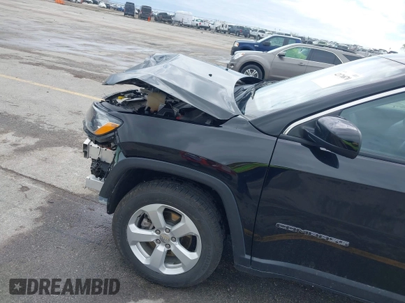 2021 Jeep Compass Altitude с VIN 3C4NJDBB6MT564236, выставлен на аукционе IAAI как лот 42176870 с пробегом 66 258 миль миль и . История ставок и продаж доступна на DreamBid. Изображение 19.
