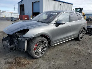 2015 Porsche Cayenne Turbo z VIN WP1AC2A24FLA82571, wystawiony jako Copart lot #46833294 z przebiegiem 82 960 mil mil oraz . Historia ofert i sprzedaży dostępna na DreamBid. Obrazek 1.
