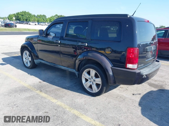 2011 Dodge Nitro Heat z VIN 1D4PT4GK9BW554273, wystawiony jako IAAI lot #42333126 z przebiegiem 75 533 mil mil oraz . Historia ofert i sprzedaży dostępna na DreamBid. Obrazek 3.