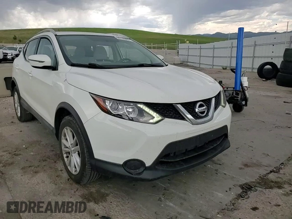 2017 Nissan Rogue SV with VIN JN1BJ1CP5HW010989, listed as a Copart auction lot 59119805 with 82,632 mi miles and Salvage title. Bid and sale history available at DreamBid. Image 14.