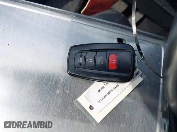 2021 Toyota Highlander L with VIN 5TDZZRAH7MS537442, listed as a IAAI auction lot 41530851 with 56,266 mi miles and . Bid and sale history available at DreamBid. Image 11.