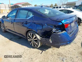 2020 Nissan Altima 2.5 SR with VIN 1N4BL4CV9LC144105, listed as a IAAI auction lot 41649042 with 44,327 mi miles. Bid and sale history available at carsss.com. Image 3.