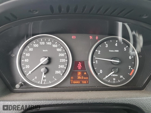 2011 BMW X5 35i with VIN 5UXZV4C52BL416493, listed as a Copart auction lot 50415165 with 116,449 mi miles and Clean Title. Bid and sale history available at carsss.com. Image 9.