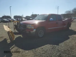 2000 GMC Sierra 1500 SLE with VIN 1GTEK19V2YE372930, listed as a Copart auction lot 48871155 with 188,222 mi miles and Salvage Title. Bid and sale history available at DreamBid. Image 1.