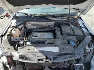 2017 Volkswagen Tiguan S z VIN WVGBV7AX4HK023629, wystawiony jako Copart lot #58272925 z przebiegiem 56 429 mil mil oraz Szkoda całkowita • Salvage title. Historia ofert i sprzedaży dostępna na DreamBid. Obrazek 12.