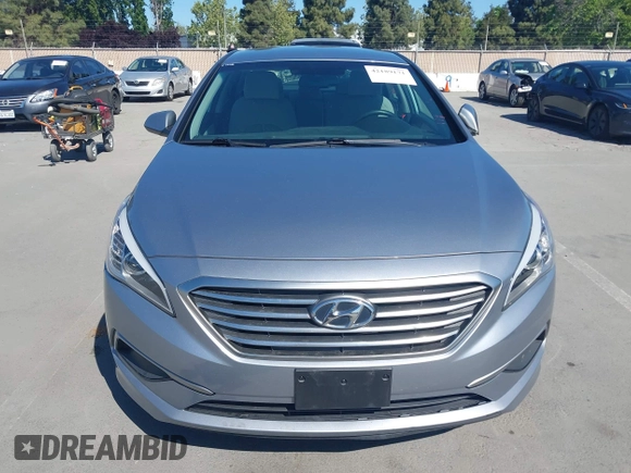 2017 Hyundai Sonata 2.4L with VIN 5NPE24AF4HH595640, listed as a IAAI auction lot 42189171 with 122,192 mi miles and . Bid and sale history available at DreamBid. Image 12.