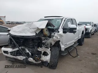 2019 Ford F-250 XL with VIN 1FT7W2BT7KEE01924, listed as a IAAI auction lot 39198800 with 58,042 mi miles and . Bid and sale history available at DreamBid. Image 18.
