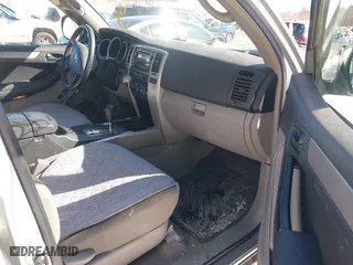 2007 Toyota 4Runner SR5 with VIN JTEBU14RX70117330, listed as a IAAI auction lot 41632883 with 189,121 mi miles. Bid and sale history available at carsss.com. Image 5.