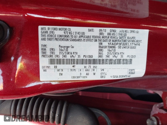 2014 Ford Focus SE with VIN 1FADP3F22EL171416, listed as a IAAI auction lot 41982150 with 130,782 mi miles. Bid and sale history available at carsss.com. Image 9.