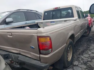 1998 Ford Ranger XL with VIN 1FTYR14UXWTA00557, listed as a IAAI auction lot 42121842 with 152,365 mi miles and . Bid and sale history available at DreamBid. Image 4.