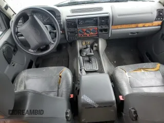1997 Land Rover Discovery SD with VIN SALJY1247VA719419, listed as a Copart auction lot 85375184 with 215,699 mi miles and Salvage Title. Bid and sale history available at carsss.com. Image 8.