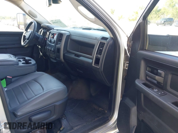 2014 Ram 2500 Tradesman with VIN 3C6UR5CJ2EG322271, listed as a IAAI auction lot 41768480 with 86,400 mi miles and . Bid and sale history available at DreamBid. Image 5.