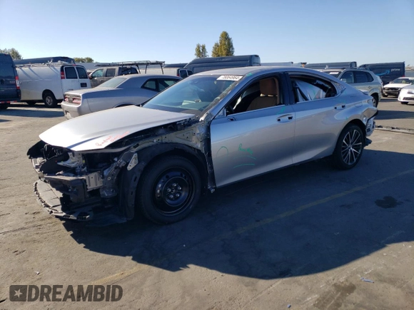 2022 Lexus ES 250 z VIN 58AD11D16NU009748, wystawiony jako Copart lot #78064964 z przebiegiem 30 511 mil mil oraz Szkoda całkowita • Salvage title. Historia ofert i sprzedaży dostępna na DreamBid. Obrazek 1.