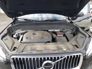 2020 Volvo XC90 Momentum with VIN YV4A22PK6L1585924, listed as a Copart auction lot 65793972 with 38,966 mi miles. Bid and sale history available at carsss.com. Image 7.