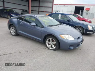 2008 Mitsubishi Eclipse GS z VIN 4A3AK24F38E008484, wystawiony jako IAAI lot #42088833 z przebiegiem 129 918 mil mil oraz . Historia ofert i sprzedaży dostępna na DreamBid. Obrazek 1.
