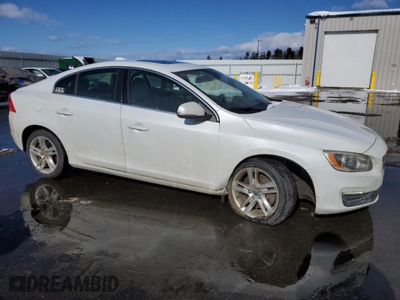 2015 Volvo S60 T5 Premier with VIN YV1612TBXF1316485, listed as a Copart auction lot 44433055 with 86,162 mi miles and Salvage Title. Bid and sale history available at carsss.com. Image 4.