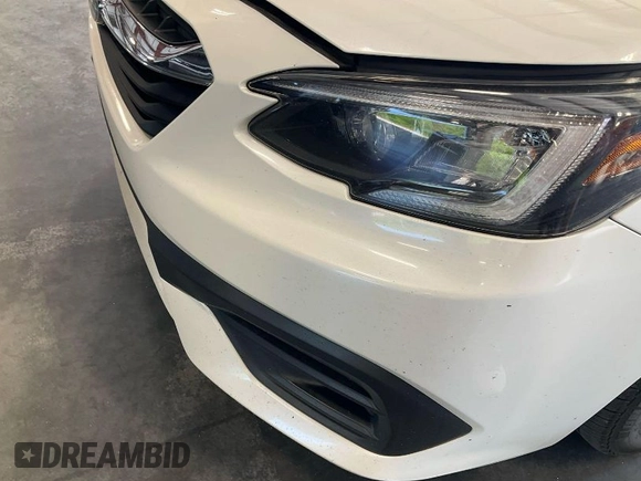 2022 Subaru Legacy Premium z VIN 4S3BWAC66N3015413, wystawiony jako IAAI lot #42043749 z przebiegiem 104 957 mil mil oraz . Historia ofert i sprzedaży dostępna na DreamBid. Obrazek 1.
