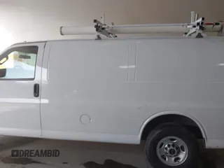 2023 GMC Savana Cargo z VIN 1GTW7AFP2P1120306, wystawiony jako IAAI lot #41802202 z przebiegiem 44 825 mil mil oraz . Historia ofert i sprzedaży dostępna na DreamBid. Obrazek 14.