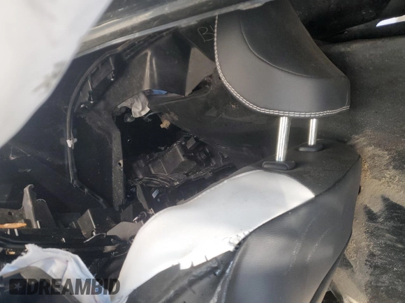 2025 Toyota Camry LE z VIN 4T1DAACK4SU046049, wystawiony jako Copart lot #42629345 z przebiegiem Nie podano mil oraz Nie do naprawy • Non repairable. Historia ofert i sprzedaży dostępna na DreamBid. Obrazek 8.