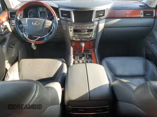 2009 Lexus LX 570 z VIN JTJHY00W394027647, wystawiony jako Copart lot #52262545 z przebiegiem 355 939 mil mil oraz Czysty tytuł • Clean title. Historia ofert i sprzedaży dostępna na DreamBid. Obrazek 8.