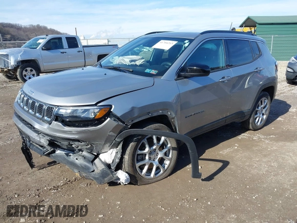 2023 Jeep Compass Latitude Lux with VIN 3C4NJDFN0PT519625, listed as a IAAI auction lot 41704213 with 10,618 mi miles and . Bid and sale history available at DreamBid. Image 2.