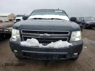 2007 Chevrolet Avalanche LTZ with VIN 3GNFK12377G133496, listed as a Copart auction lot 53552685 with 182,746 mi miles and Salvage Title. Bid and sale history available at DreamBid. Image 5.