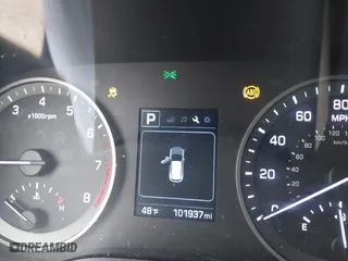 2016 Hyundai Tucson SE with VIN KM8J23A4XGU041915, listed as a IAAI auction lot 41573038 with 101,937 mi miles. Bid and sale history available at carsss.com. Image 15.