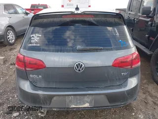 2015 Volkswagen Golf SEL z VIN 3VWRA7AU7FM062173, wystawiony jako IAAI lot #41878714 z przebiegiem 154 883 mil mil oraz . Historia ofert i sprzedaży dostępna na DreamBid. Obrazek 17.