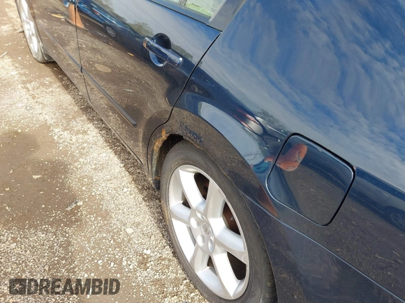 2005 Nissan Maxima 3.5 SL with VIN 1N4BA41E65C807416, listed as a IAAI auction lot 42115008 with 137,201 mi miles. Bid and sale history available at carsss.com. Image 6.