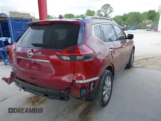 2020 Nissan Rogue SL with VIN 5N1AT2MTXLC787226, listed as a IAAI auction lot 41586213 with 33,281 mi miles. Bid and sale history available at carsss.com. Image 4.