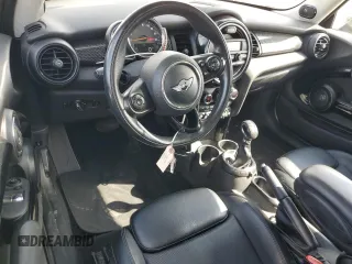 2016 MINI Hardtop S with VIN WMWXP7C54G2A42969, listed as a Copart auction lot 53910995 with 92,207 mi miles and Salvage title. Bid and sale history available at DreamBid. Image 8.