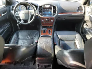 2012 Chrysler 300 Limited z VIN 2C3CCACG5CH278111, wystawiony jako Copart lot #55102175 z przebiegiem 176 184 mil mil oraz Szkody całkowita. Historia ofert i sprzedaży dostępna na DreamBid. Obrazek 8.