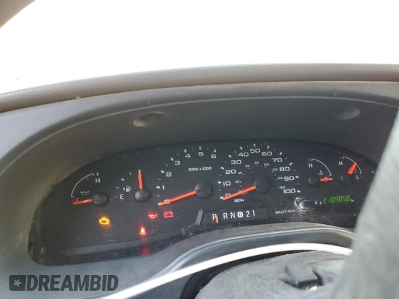 2008 Ford Econoline Cargo Commercial with VIN 1FTNE24W58DA04003, listed as a Copart auction lot 83749744 with 210,905 mi miles and Salvage title. Bid and sale history available at DreamBid. Image 9.