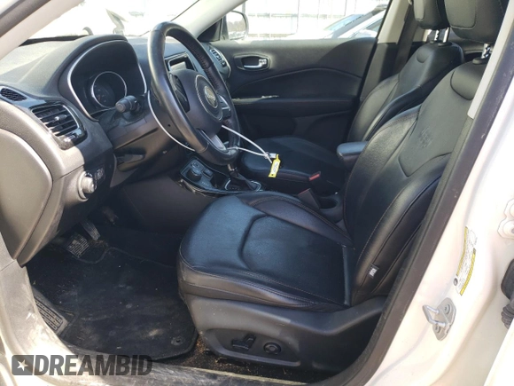 2019 Jeep Compass Limited z VIN 3C4NJDCB6KT854701, wystawiony jako Copart lot #49054285 z przebiegiem 59 770 mil mil oraz Szkoda całkowita • Salvage title. Historia ofert i sprzedaży dostępna na DreamBid. Obrazek 7.