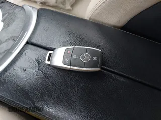 2019 Mercedes-Benz C 300 с VIN 55SWF8EB4KU320670, выставлен на аукционе IAAI как лот 41053917 с пробегом 77 942 миль миль и . История ставок и продаж доступна на DreamBid. Изображение 11.