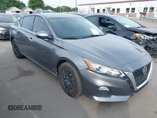 2019 Nissan Altima S z VIN 1N4BL4BV2KC148027, wystawiony jako IAAI lot #42484236 z przebiegiem 184 818 mil mil oraz . Historia ofert i sprzedaży dostępna na DreamBid. Obrazek 1.
