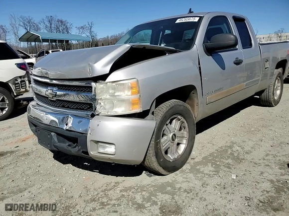 2007 Chevrolet Silverado 1500 LT w/1LT with VIN 2GCEK19J471627526, listed as a Copart auction lot 46265675 with 373,208 mi miles and Salvage Title. Bid and sale history available at carsss.com. Image 11.