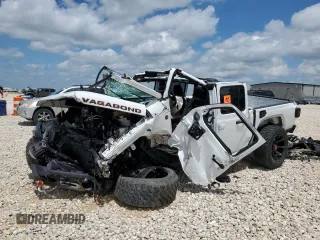 2021 Jeep Gladiator Mojave z VIN 1C6JJTEG5ML624140, wystawiony jako Copart lot #54108725 z przebiegiem Nie podano mil oraz Nie do naprawy • Non repairable. Historia ofert i sprzedaży dostępna na DreamBid. Obrazek 1.