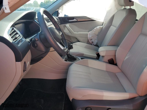 2023 Volkswagen Tiguan SE with VIN 3VV3B7AX7PM062113, listed as a Copart auction lot 71125914 with 17,244 mi miles and Salvage Title. Bid and sale history available at carsss.com. Image 7.