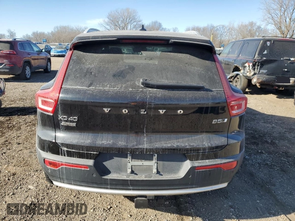 2023 Volvo XC40 Ultimate Bright Theme с VIN YV4L12UA2P2018231, выставлен на аукционе Copart как лот 41922235 с пробегом 39 681 миль миль и Списание • Salvage title. История ставок и продаж доступна на DreamBid. Изображение 6.