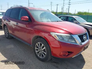 2013 Nissan Pathfinder SV with VIN 5N1AR2MM1DC614185, listed as a IAAI auction lot 42037843 with 165,453 mi miles. Bid and sale history available at carsss.com. Image 1.