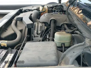 2001 Chevrolet Tahoe LS with VIN 1GNEC13T91R151111, listed as a IAAI auction lot 43088208 with 239,963 mi miles and . Bid and sale history available at DreamBid. Image 12.