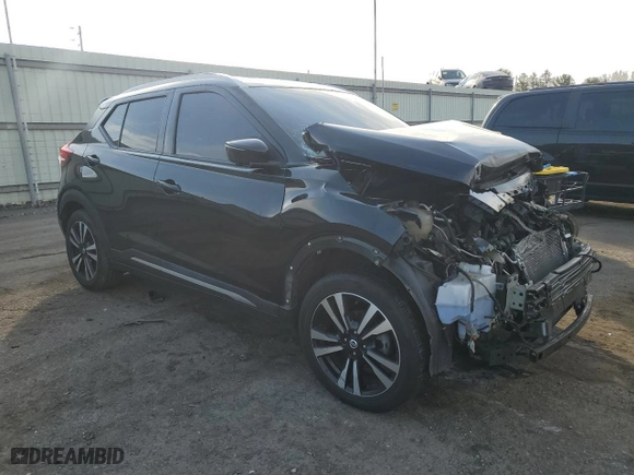 2018 Nissan Kicks SR with VIN 3N1CP5CUXJL528981, listed as a Copart auction lot 49956335 with 0 mi miles and Salvage Title. Bid and sale history available at carsss.com. Image 4.