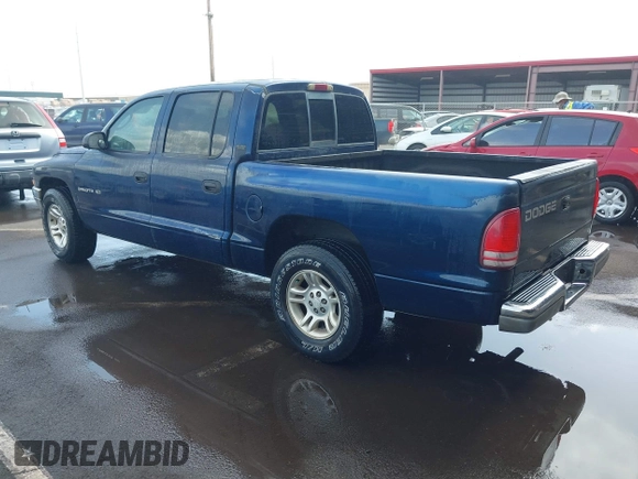 2001 Dodge Dakota Sport with VIN 1B7GL2AX01S133957, listed as a IAAI auction lot 41644558 with 156,008 mi miles. Bid and sale history available at carsss.com. Image 3.
