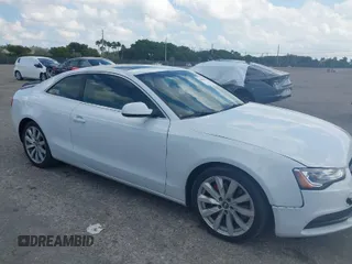 2013 Audi A5 Premium Plus z VIN WAULFAFR1DA056761, wystawiony jako IAAI lot #41894935 z przebiegiem 102 536 mil mil oraz . Historia ofert i sprzedaży dostępna na DreamBid. Obrazek 1.
