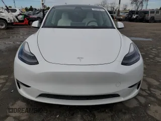 2021 Tesla Model Y Performance with VIN 5YJYGDEF4MF201815, listed as a Copart auction lot 42453075 with 76,888 mi miles and Salvage Title. Bid and sale history available at DreamBid. Image 5.