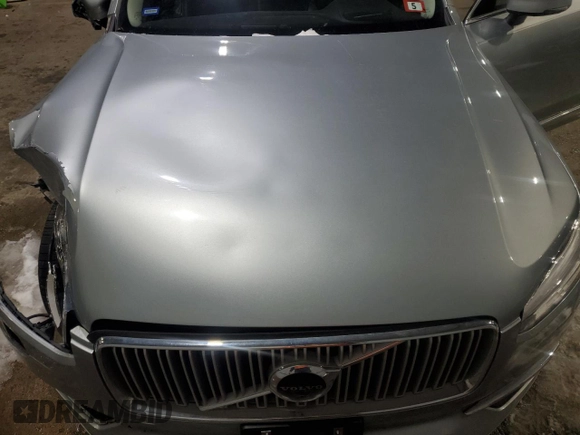 2017 Volvo XC90 Inscription with VIN YV4A22PL0H1140644, listed as a Copart auction lot 45398725 with 83,688 mi miles and Salvage title. Bid and sale history available at DreamBid. Image 12.