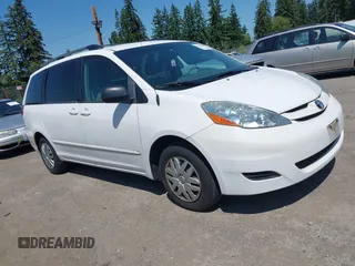 2006 Toyota Sienna CE z VIN 5TDZA23C16S440451, wystawiony jako IAAI lot #42386160 z przebiegiem 276 595 mil mil oraz . Historia ofert i sprzedaży dostępna na DreamBid. Obrazek 1.