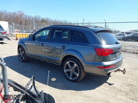 2015 Audi Q7 3.0T Premium Plus with VIN WA1LGAFE1FD015507, listed as a IAAI auction lot 41805130 with 158,687 mi miles. Bid and sale history available at carsss.com. Image 3.